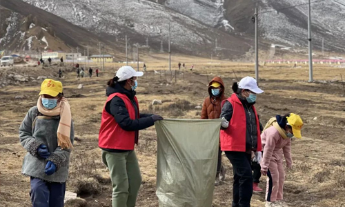 那曲丁青縣設(shè)立服務(wù)蟲草采集“流動(dòng)所”