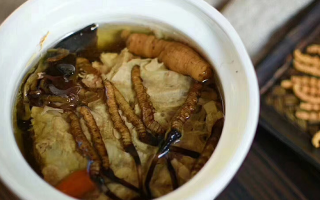 鴨子冬蟲夏草怎么煲湯好？掌握 3 個關(guān)鍵，燉出鮮醇滋補靚湯