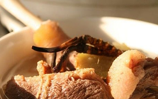 怎么燉冬蟲夏草湯好喝？掌握 3 個關(guān)鍵，湯鮮營養(yǎng)不浪費