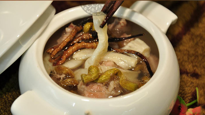 冬蟲(chóng)夏草煎服：根數(shù)不是固定值，3 大維度定用量